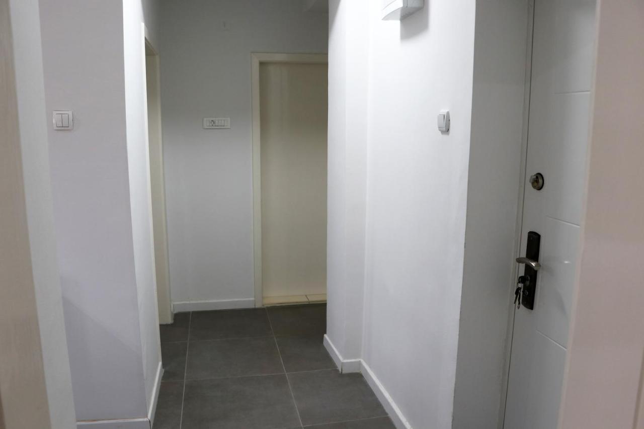 Spacious Modern Apartment Kisela Voda Szkopje Kültér fotó